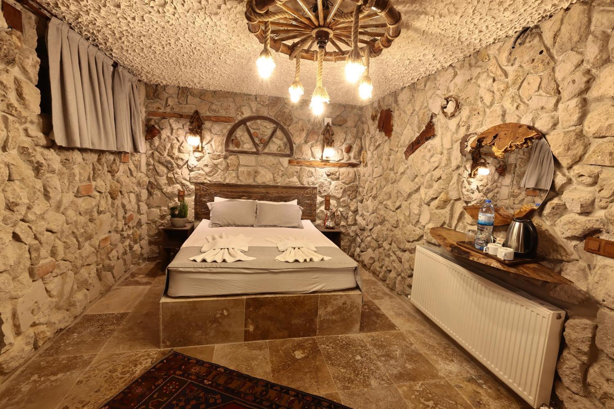 Moonlight Of Cappadocia Hotel Uchisar Exterior photo